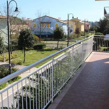 Trilocale 100 Mt Mare Con Terrazza Abitabile * Marcelli