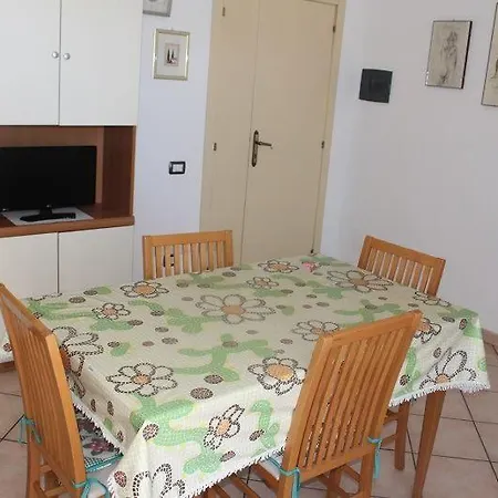 Trilocale 100 Mt Mare Con Terrazza Abitabile * Marcelli